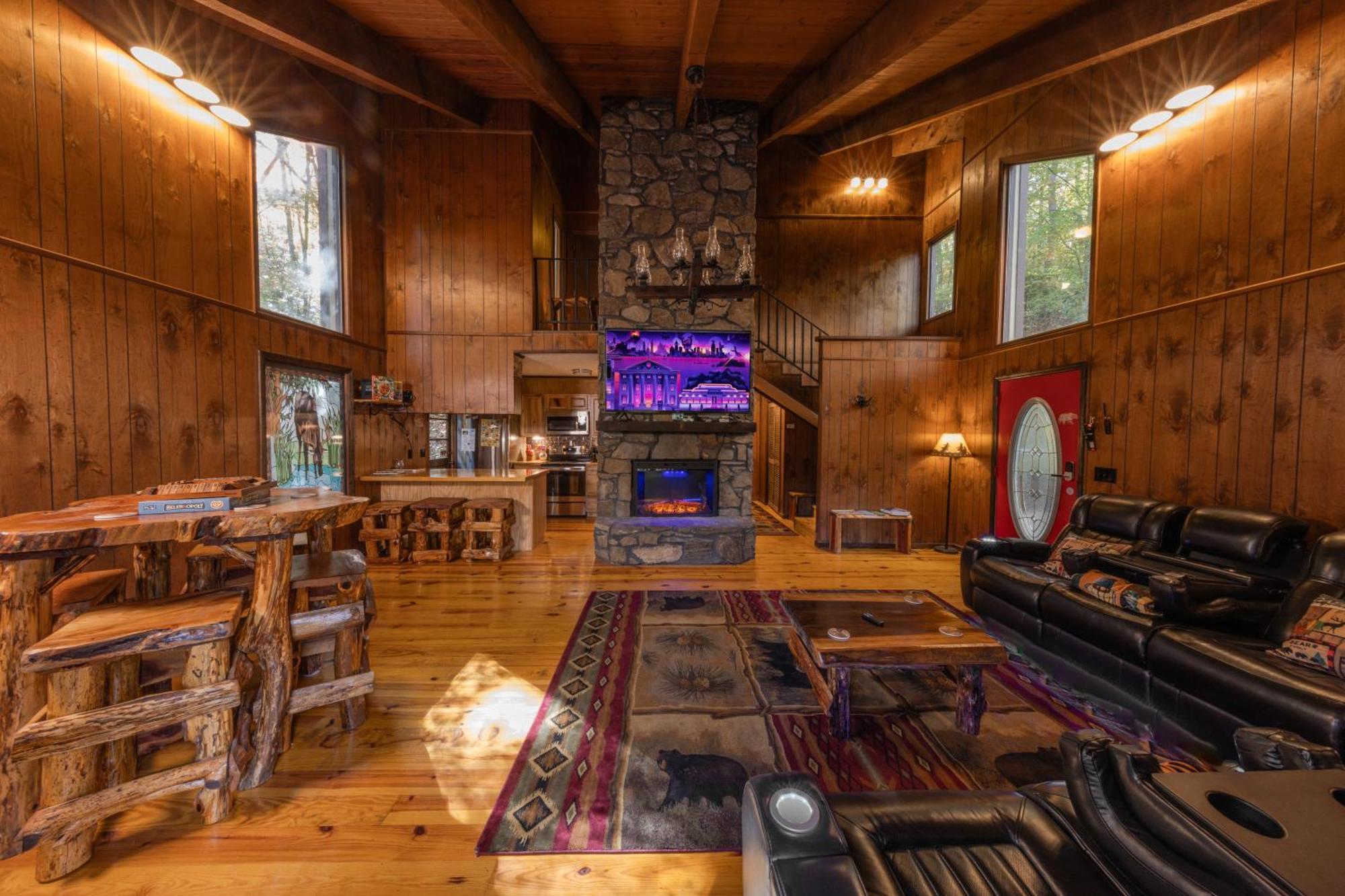 Bear Creek And In Ga - Pet Friendly, River On Property, Walking Distance To Downtown Сasa de vacaciones