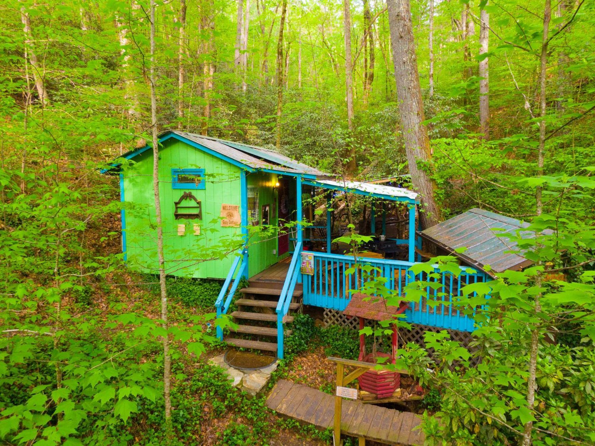 Bear Creek And In Ga - Pet Friendly, River On Property, Walking Distance To Downtown Сasa de vacaciones